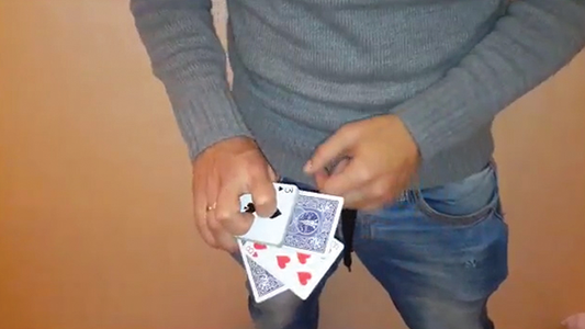 Crocodile Closing by Zack Lach video DOWNLOAD alternate view - Wizard Magic Shop