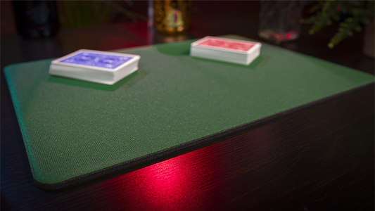 Standard Close-Up Pad 11X16 (Green) by Murphy's Magic Supplies - Trick alternate view - Wizard Magic Shop