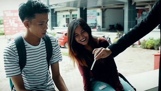 T & R Cigarette by Arie Bhojez video DOWNLOAD alternate view - Wizard Magic Shop