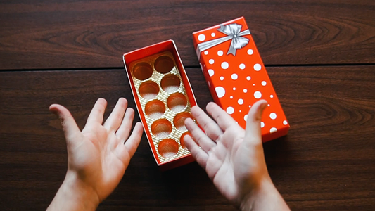 BonBon Box by George Iglesias and Twister Magic (Red Box) - Trick alternate view - Wizard Magic Shop