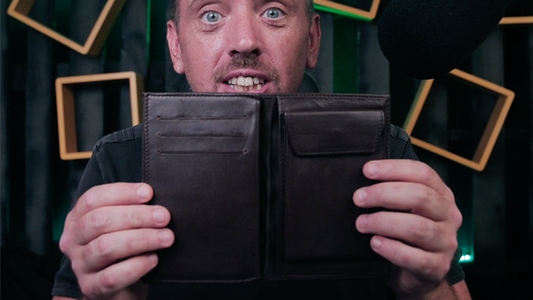 E Wallet BLACK by Matthew Wright - Trick alternate view - Wizard Magic Shop