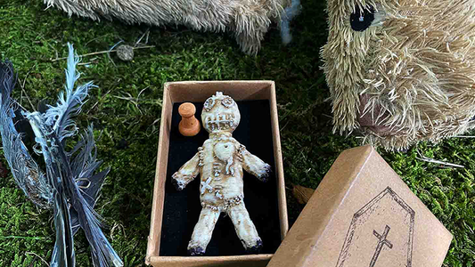 HOODOO - Haunted Voodoo Doll (Gimmicks and Online Instructions) by iNFiNiTi and Mark Traversoni - Trick alternate view - Wizard Magic Shop