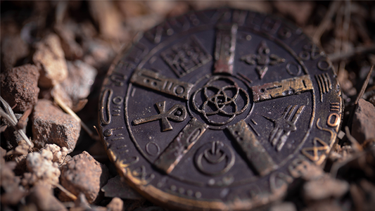 The Artefact by Matthew Wright alternate view - Wizard Magic Shop