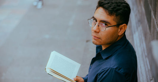 How Do Mentalists Read Minds? Psychology Explained