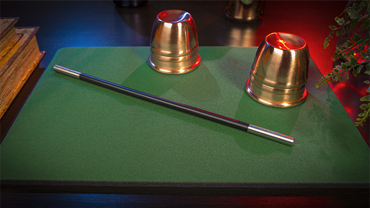 Deluxe Close-Up Pad 11X16 (Green) by Murphy's Magic Supplies - Trick - Wizard Magic Shop