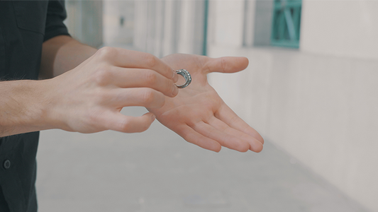 CYCLIC RING (Black Gimmick and Online Instructions) by Rodrigo Romano - Trick alternate view - Wizard Magic Shop