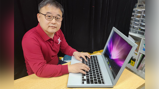 LAPTOP PRODUCTION by JL Magic - Trick - Wizard Magic Shop