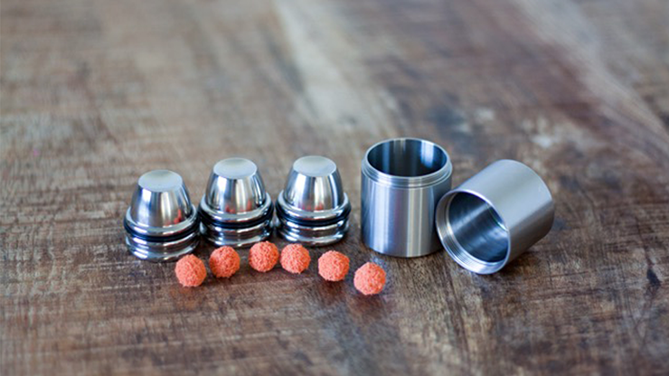 Micro Cups and balls (Gimmicks and Online Instructions) by Leo Smetsers - Trick