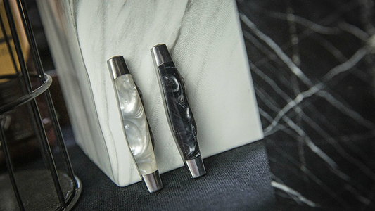 ARTISAN COLOR-CHANGING KNIVES BY TCC - Wizard Magic Shop