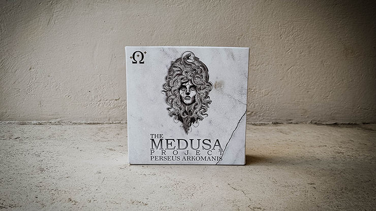 The Medusa Project Blue (trucos e instrucciones en línea) de Perseus Arkomanis - Truco 