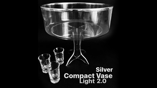 Vase Compact Light SILVER par Victor Voitko - Trick 