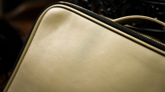 Sac Close-Up de Luxe en Cuir Véritable (Olive) par TCC - Trick