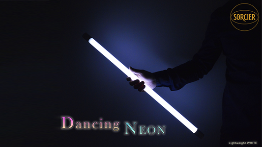 DANCING NEON (BLANC léger) par Sorcier Magic 