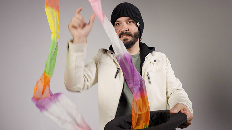 PRO SILK COLOSSAL RAINBOW STREAMER 33 foot X 18 inch by Murphy's Magic